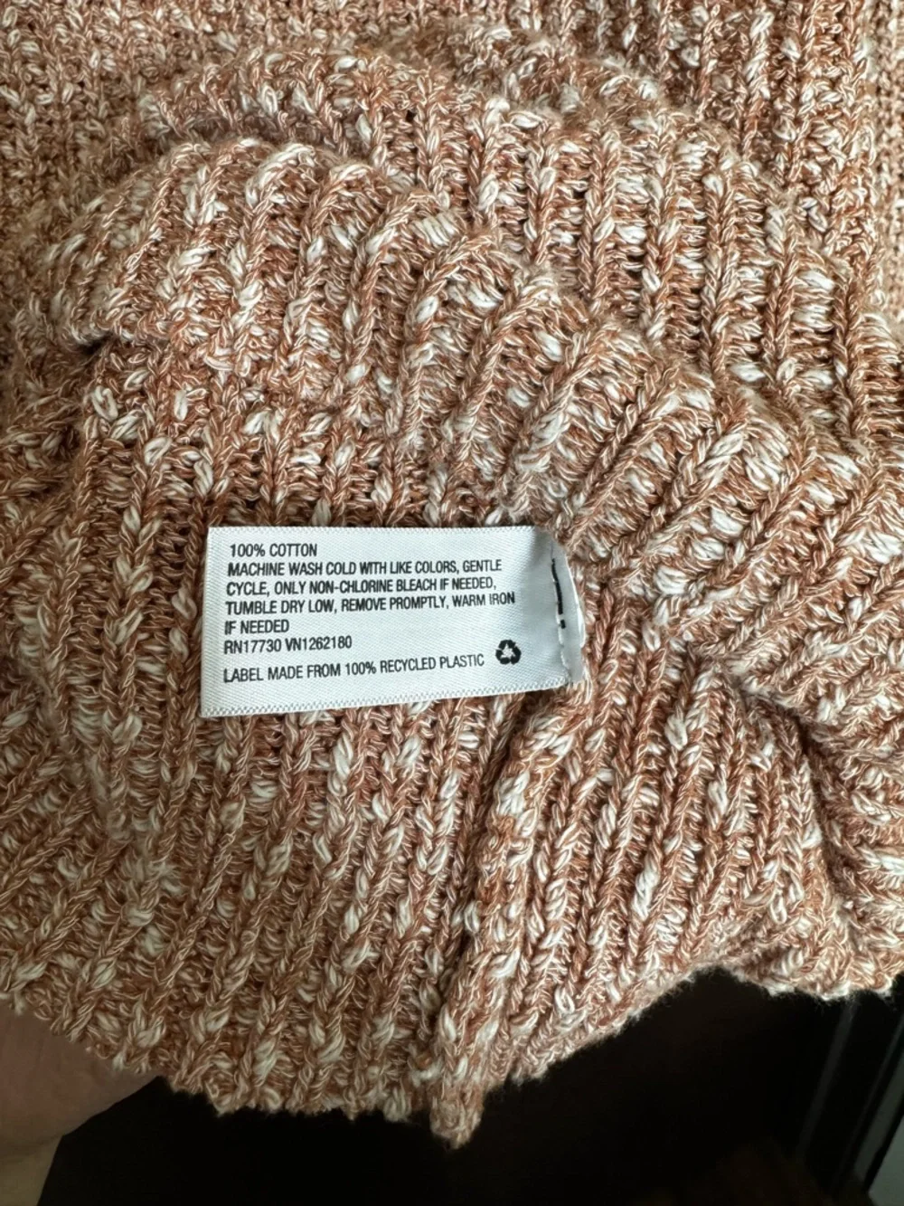 Universal Thread Sweater - Picture 4 of 4